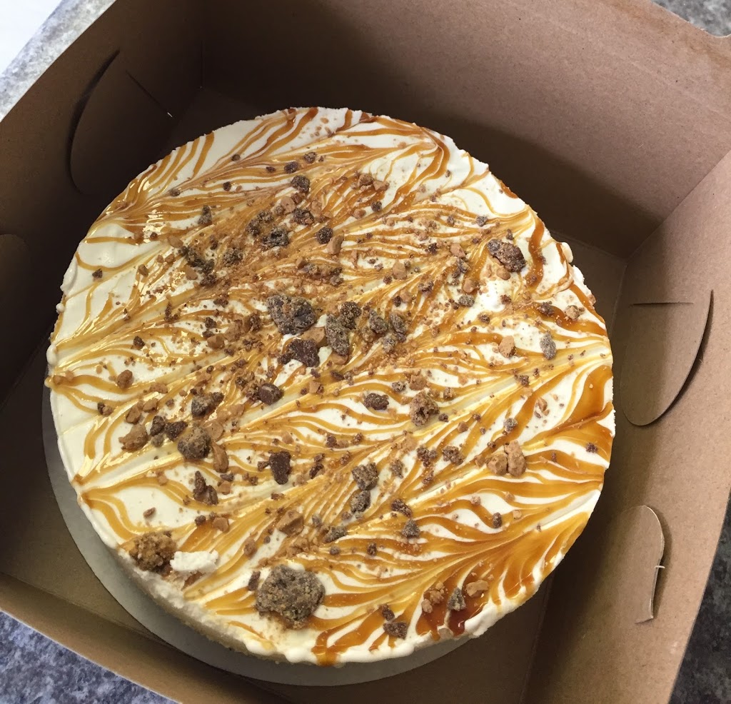 9 Below and Charlie Burgers | 2494 Main St, Winnipeg, MB R2V 4Y1, Canada | Phone: (204) 504-0222