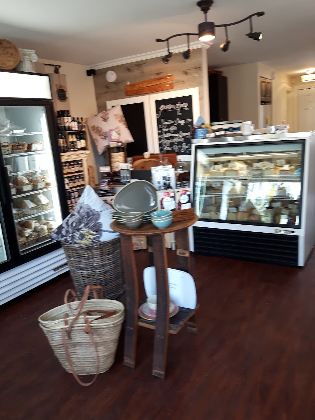 Cest Cheese Please! | 40 Grand Ave N, Cambridge, ON N1S 2K8, Canada | Phone: (519) 624-9642