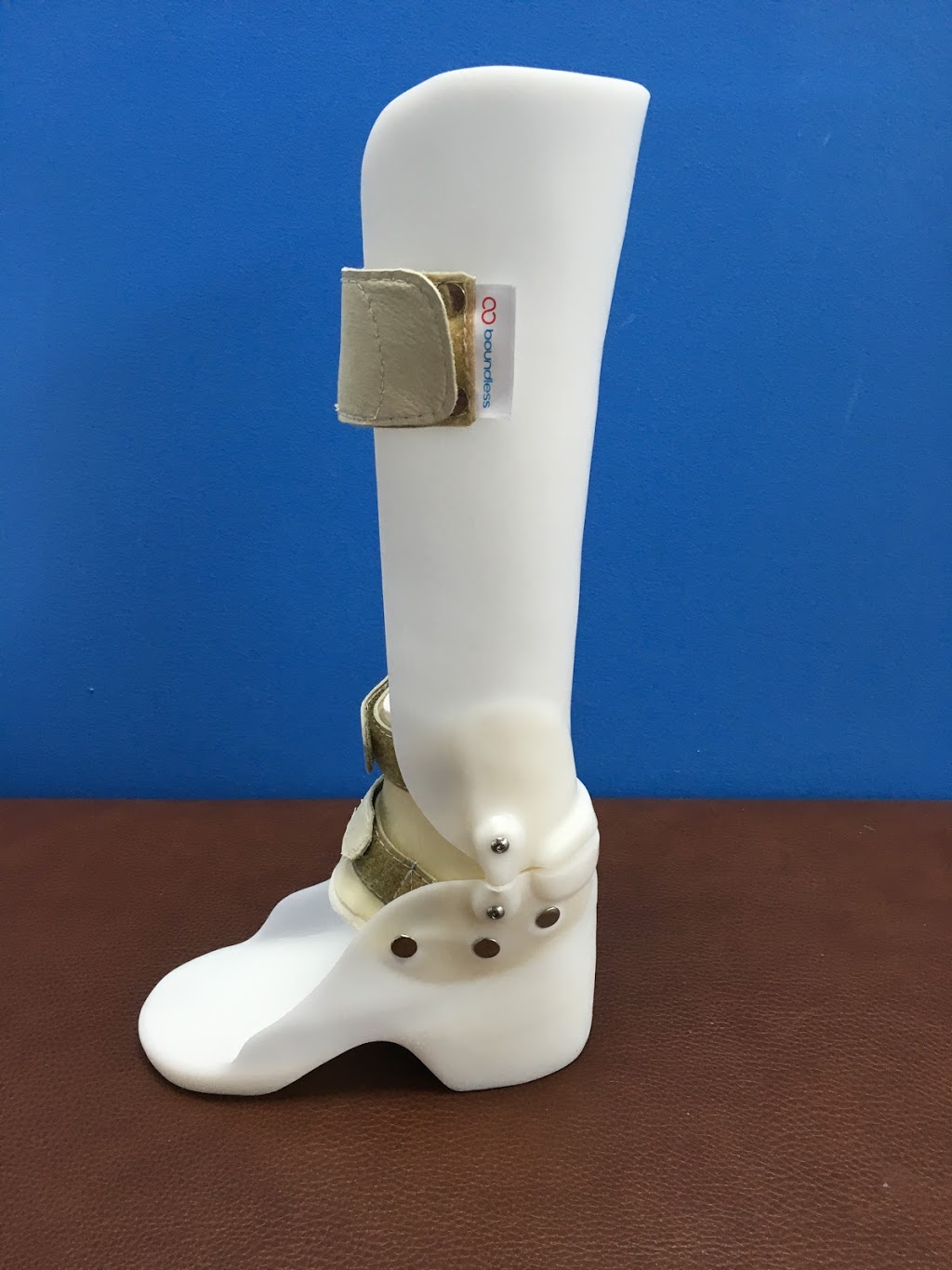 Boundless Biomechanical Bracing | 2601 Matheson Blvd E #9, Mississauga, ON L4W 5A8, Canada | Phone: (905) 602-0650