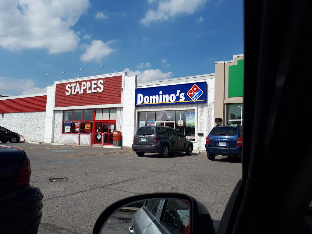 Dominos Pizza | 425 Caradoc St S, Strathroy, ON N7G 2P5, Canada | Phone: (519) 246-8000
