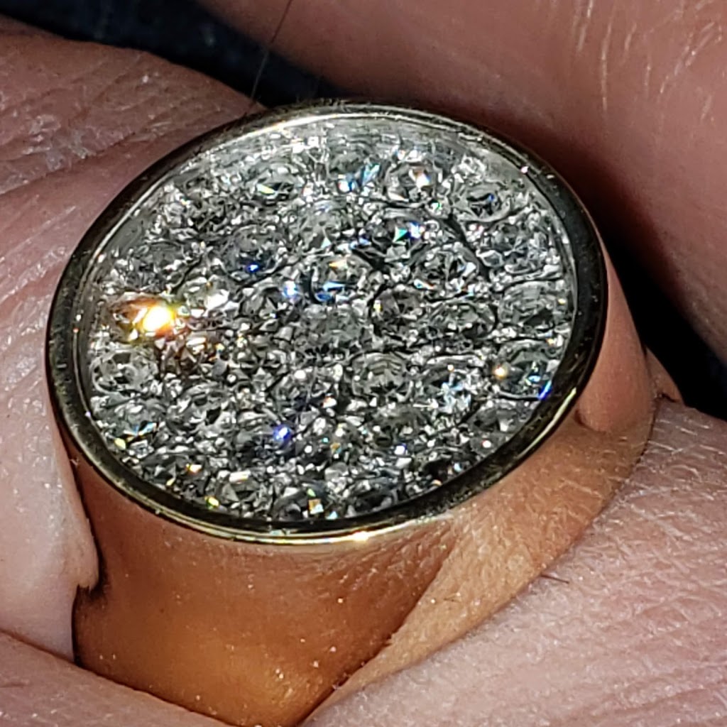 Gold Market The | 600 Ontario St, St. Catharines, ON L2N 7H8, Canada | Phone: (905) 937-5375