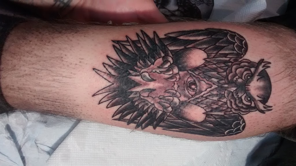 Matrix, Tattoo, Piercings, Laser Removal, Salon, Barber, Aesthetics | 173 Dunlop St W, Barrie, ON L4N 1B4, Canada | Phone: (705) 737-4868