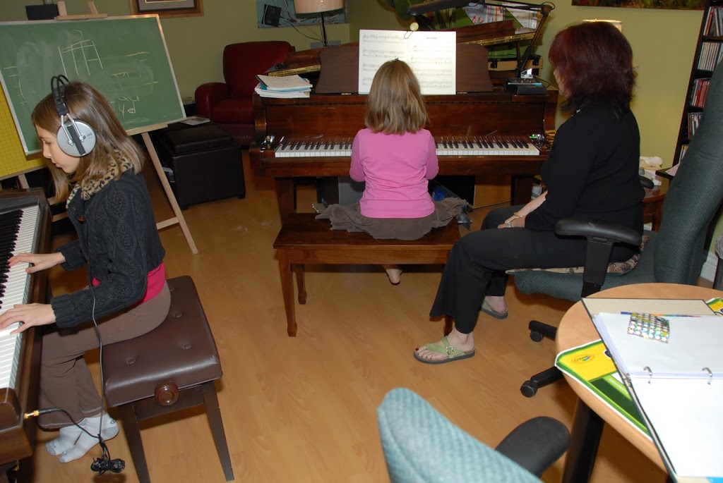 During Piano France Gregory | 30 Rue Davignon, Dollard-des-Ormeaux, QC H9B 2K1, Canada | Phone: (514) 400-7806