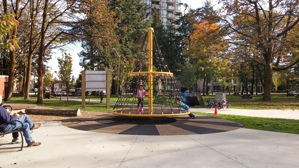 Lions Park | 2300 Lions Way, Port Coquitlam, BC V3C, Canada | Phone: (604) 927-5411