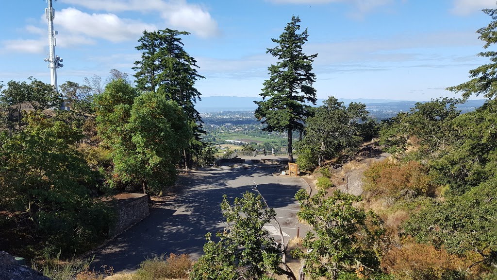 Mt Douglas Summit Parking Lot | Churchill Dr, Saanich, BC V8X 3S8, Canada