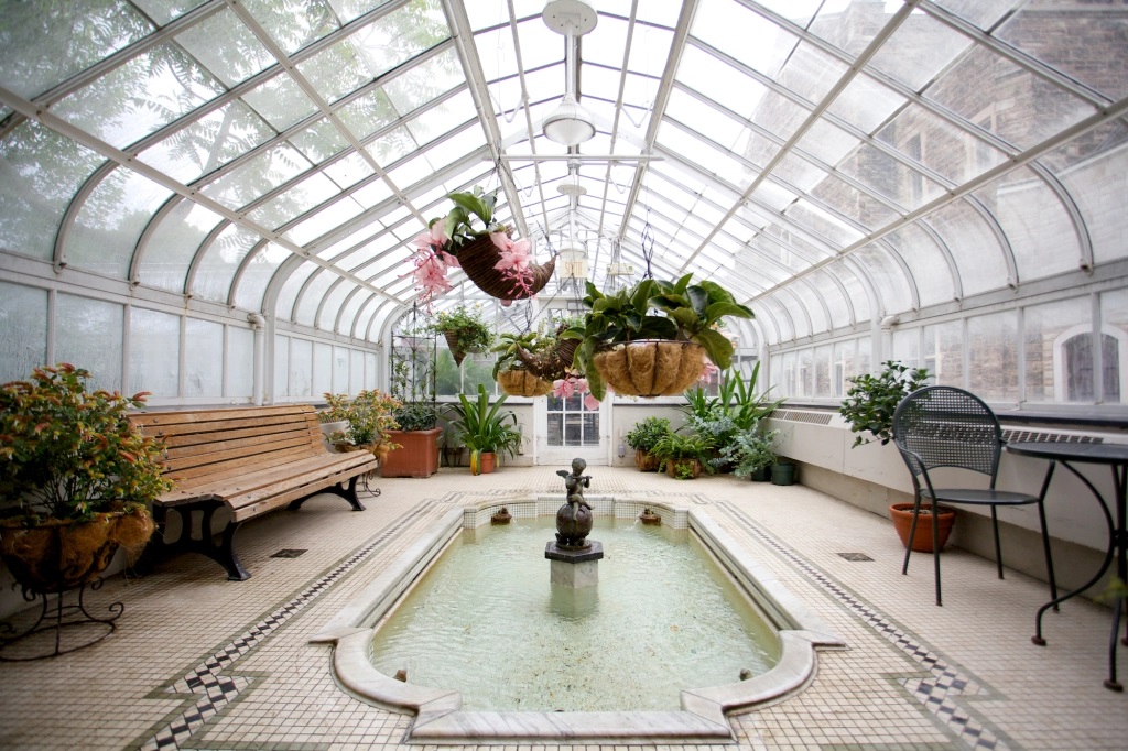 Westmount Conservatory and Greenhouses | 4626 Rue Sherbrooke O, Westmount, QC H3Z 2Z8, Canada | Phone: (514) 989-5230