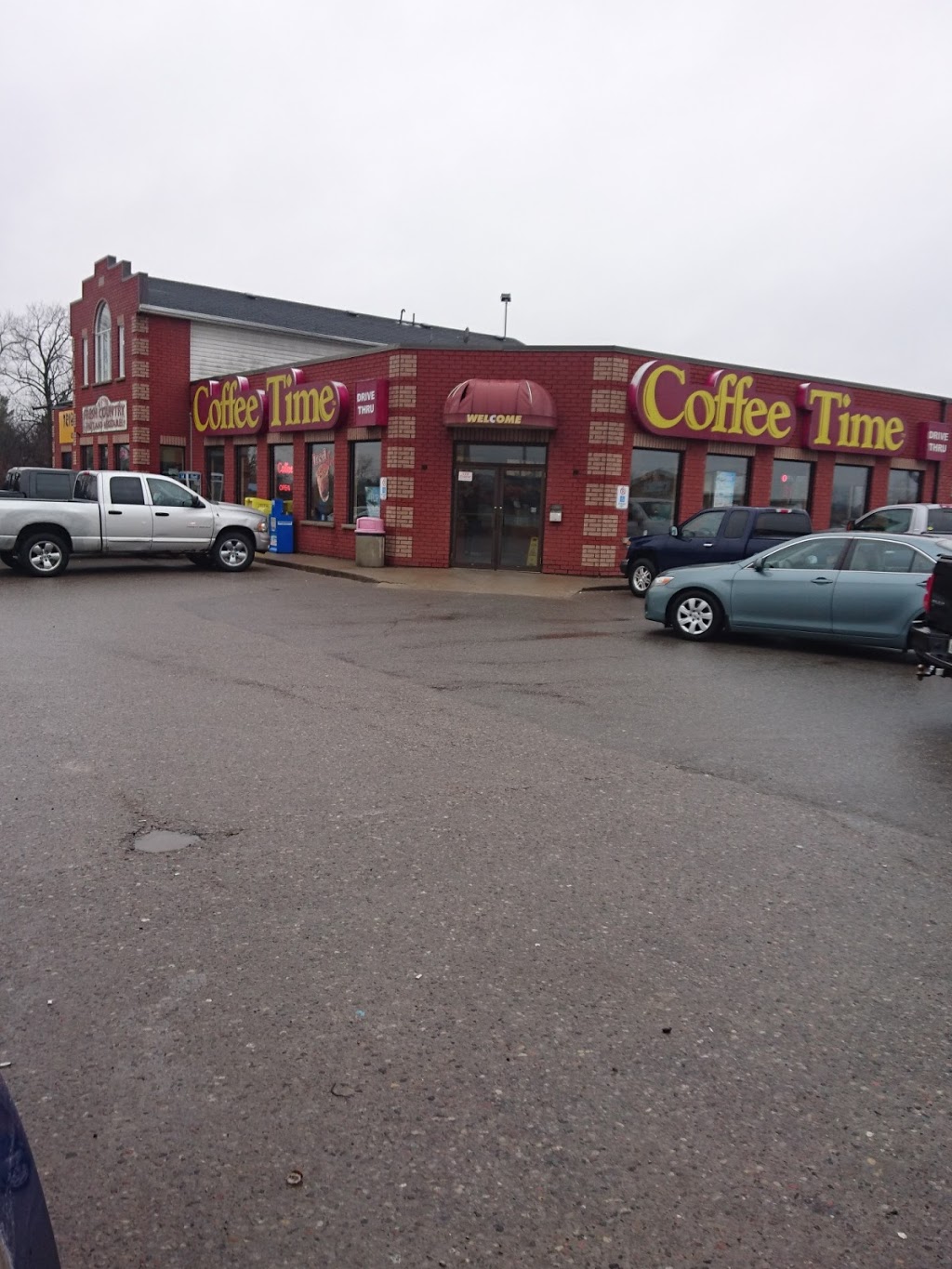 Coffee Time Donuts | 566 Frank Hill Rd, Peterborough, ON K9J 6X3, Canada | Phone: (705) 748-9267
