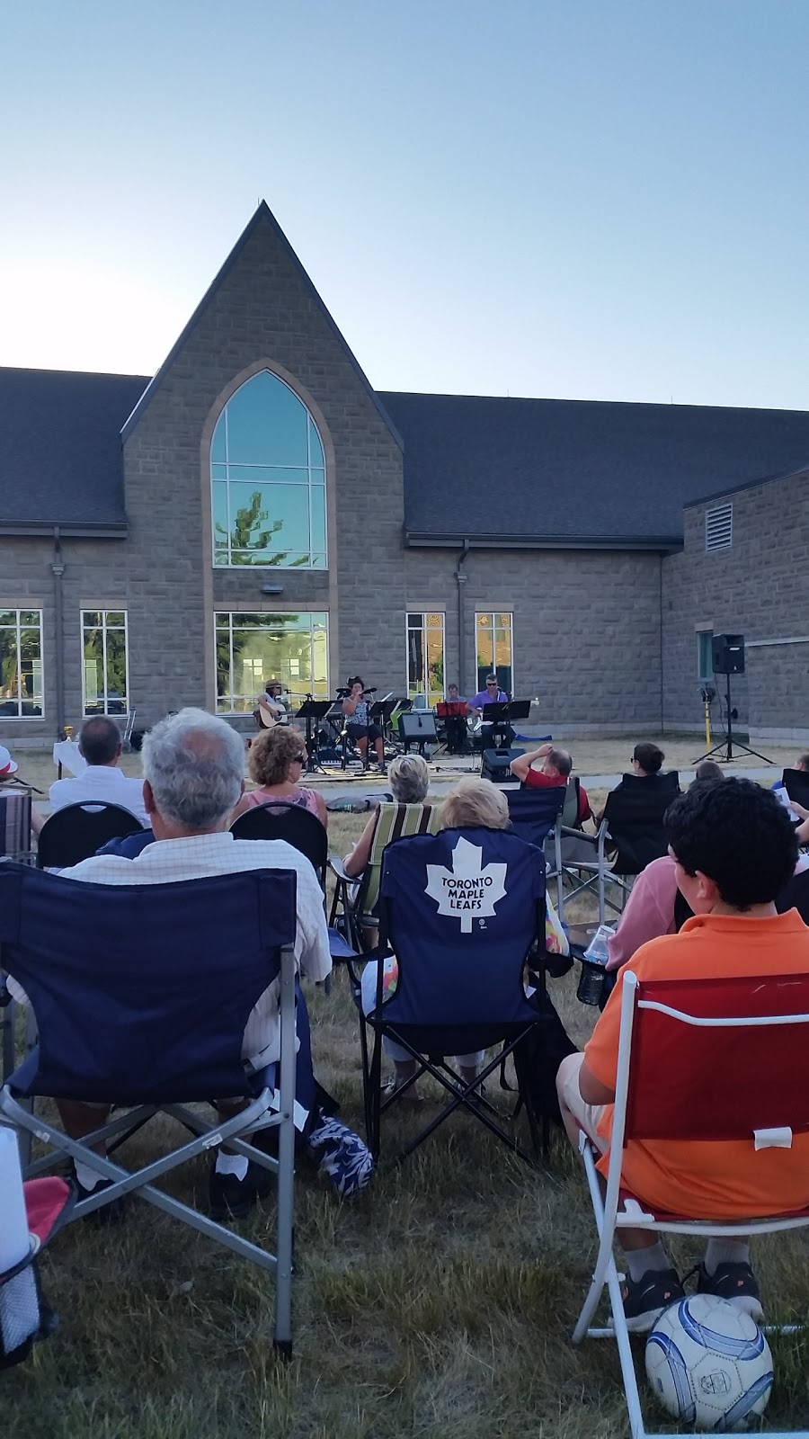 Immaculate Heart Of Mary Parish | 934 Hwy 8, Stoney Creek, ON L8E 5H7, Hamilton, ON L8E 5H7, Canada | Phone: (905) 643-1637