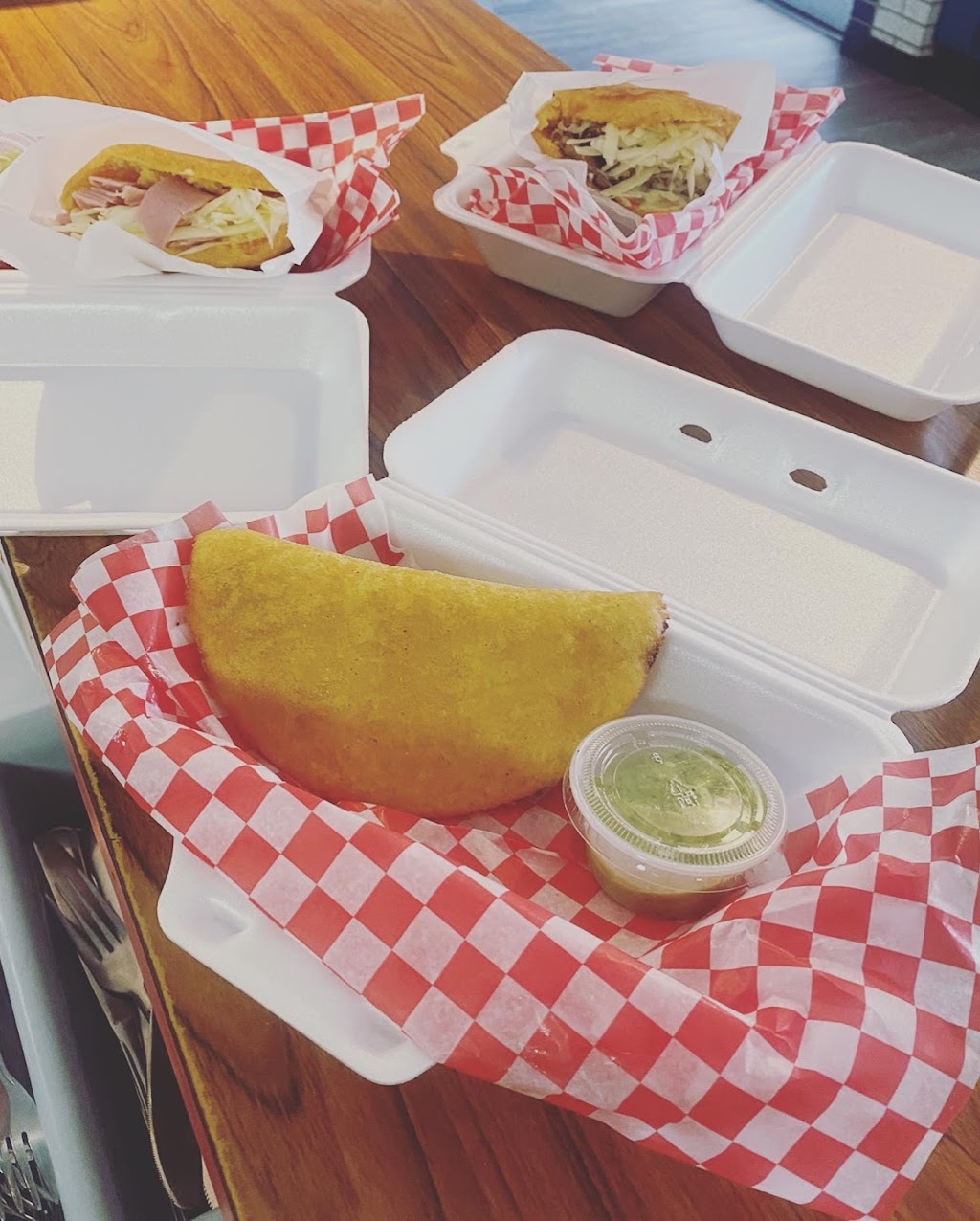 PAPAS GRILL | 490 E Main St, Welland, ON L3B 3X6, Canada | Phone: (905) 735-6464