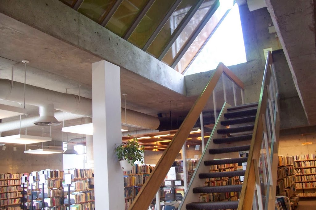 St. Thomas Public Library | 153 Curtis St, St Thomas, ON N5P 3Z7, Canada | Phone: (519) 631-6050