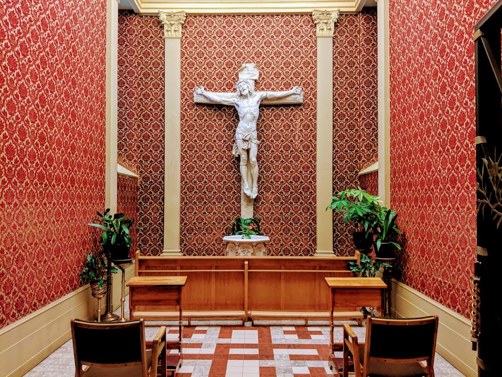 Mary, Queen of the World Cathedral | 1085 Rue de la Cathédrale, Montréal, QC H3B 2V3, Canada | Phone: (514) 866-1661
