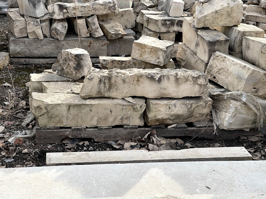 D & J Paton Bros Landscape Supplies | 21463 Clarke Rd, Arva, ON N0M 1C0, Canada | Phone: (519) 266-6943