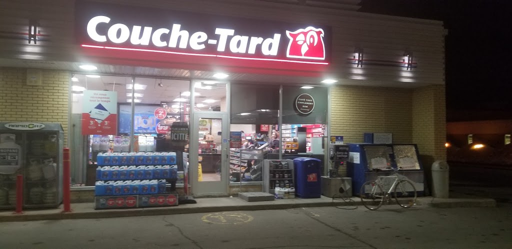 Couche Tard | 800 Avenue de Grand-Mère, Grand-Mère, QC G9T 2H9, Canada | Phone: (819) 533-5565