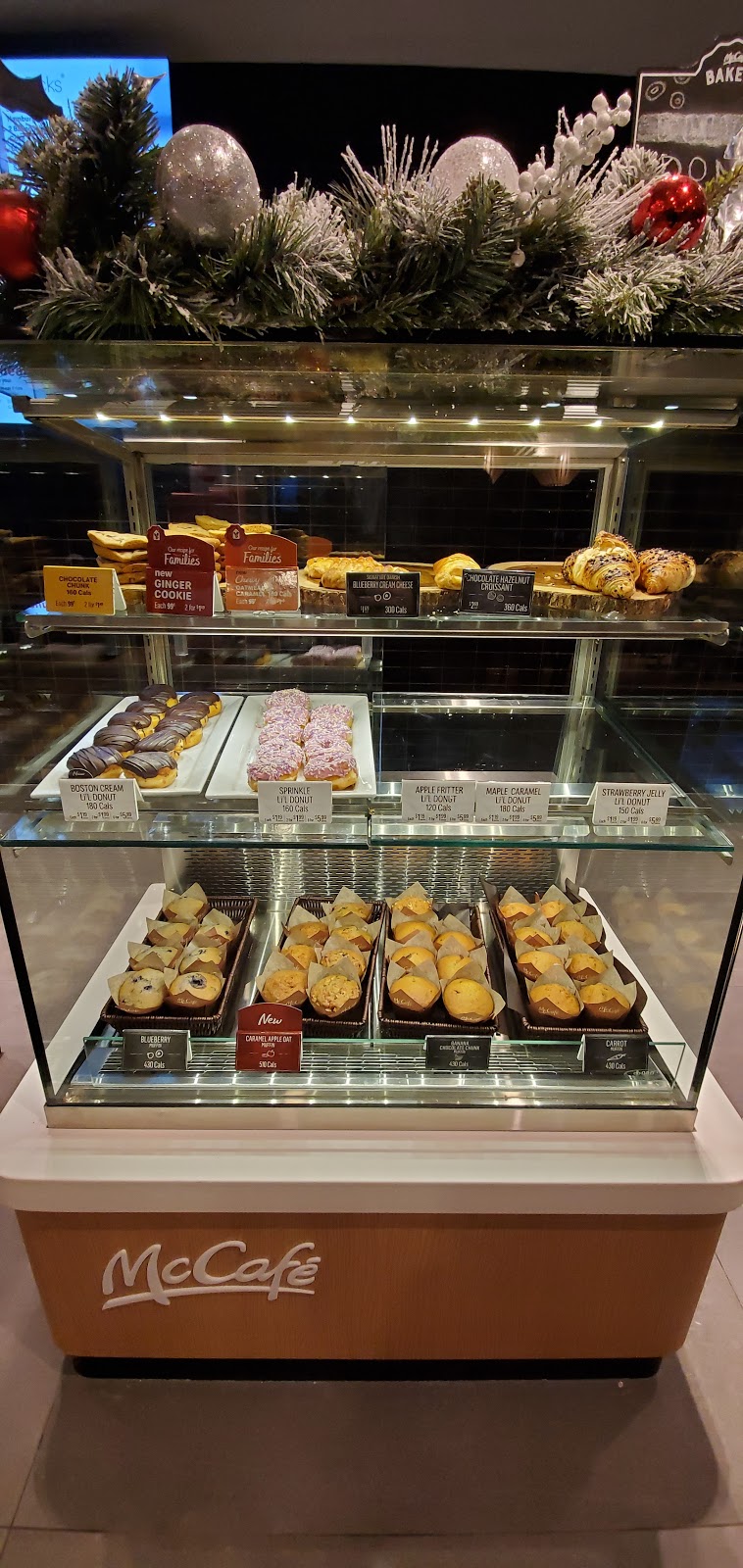 McDonalds | 150 McNaughton Rd E Building J, Vaughan, ON L6A 1P9, Canada | Phone: (905) 303-4994