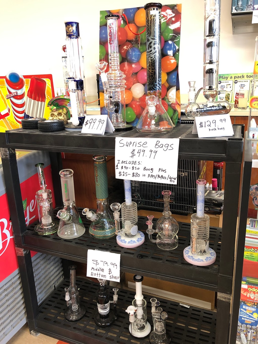 Harvest Hills Convenience Store | 33 Harvest Hills Dr NE #1, Calgary, AB T3K 4R2, Canada | Phone: (403) 226-2881