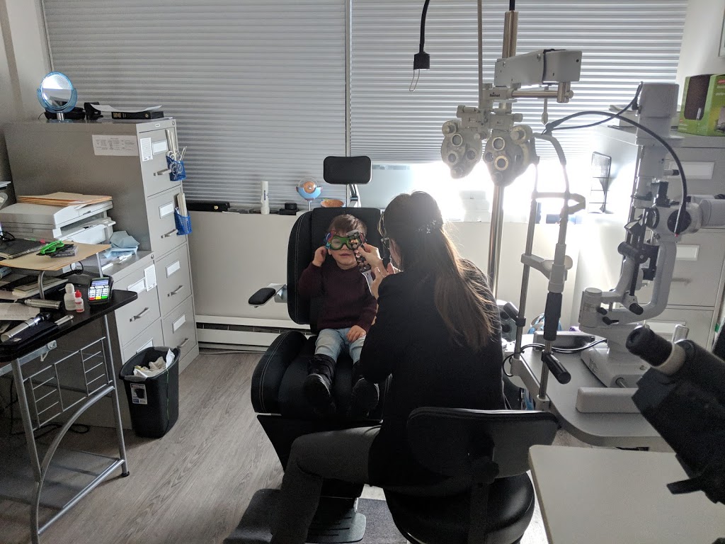 Clinique des Yeux de Laval | 254 Boulevard Curé-Labelle bureau 106, Sainte-Rose, QC H7L 3A2, Canada | Phone: (579) 641-9389