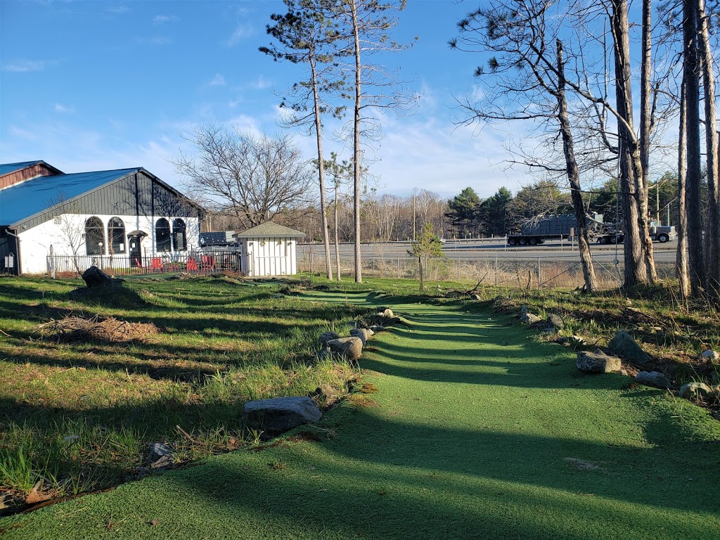 Jolly Roger Inn & Resort | 2 J.R. Ln, Parry Sound, ON P2A 2W8, Canada | Phone: (705) 241-8658