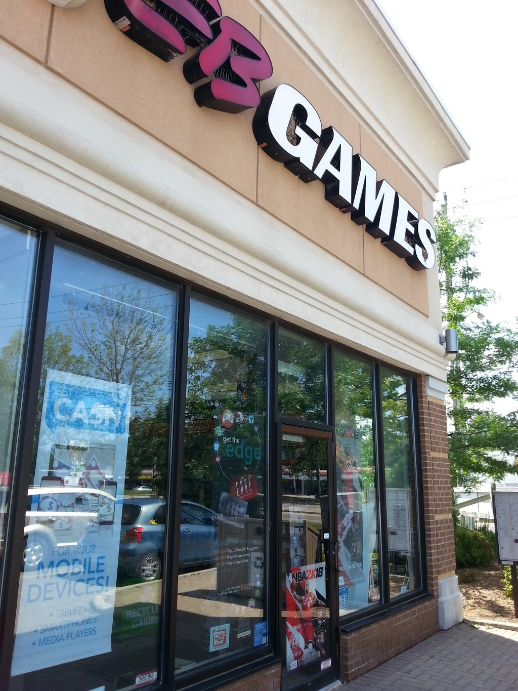 EB Games | Brantford Plaza, 300 King George Street, Brantford, ON N3R 5L8, Canada | Phone: (519) 758-1722