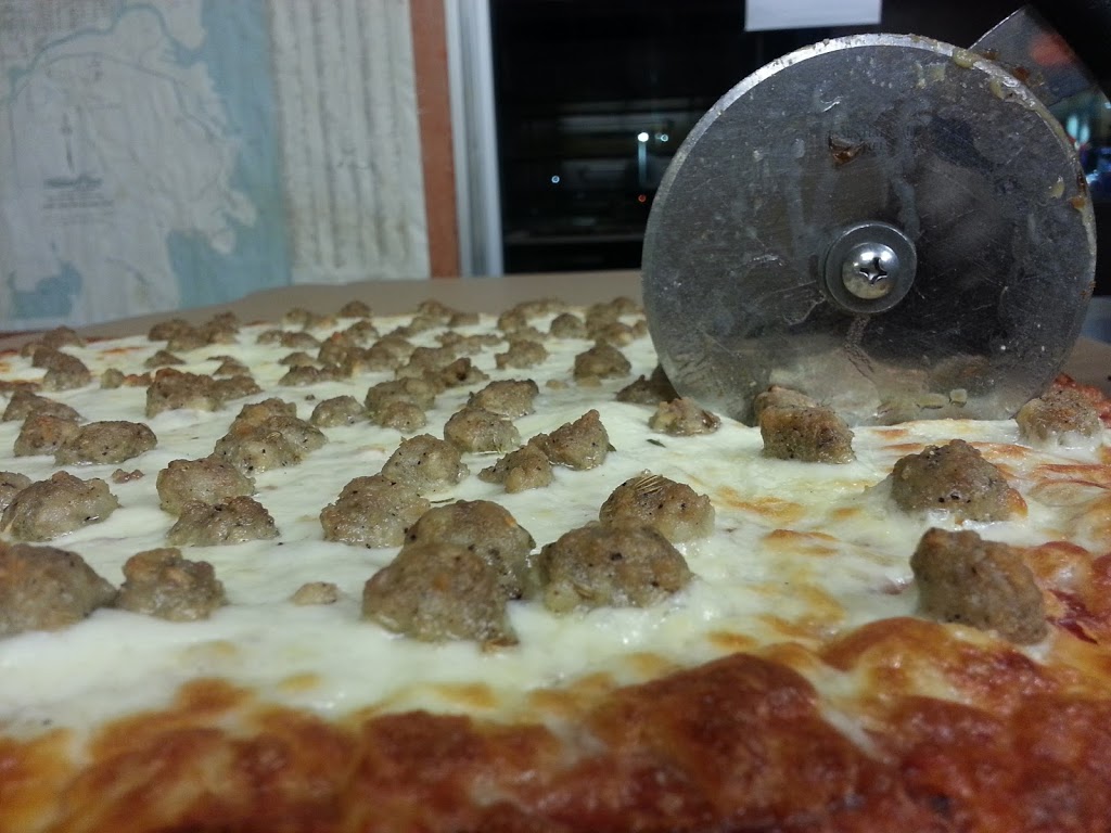 Angelos Pizza & Sub | 470 Hodder Ave, Thunder Bay, ON P7A 7X5, Canada | Phone: (807) 768-8888