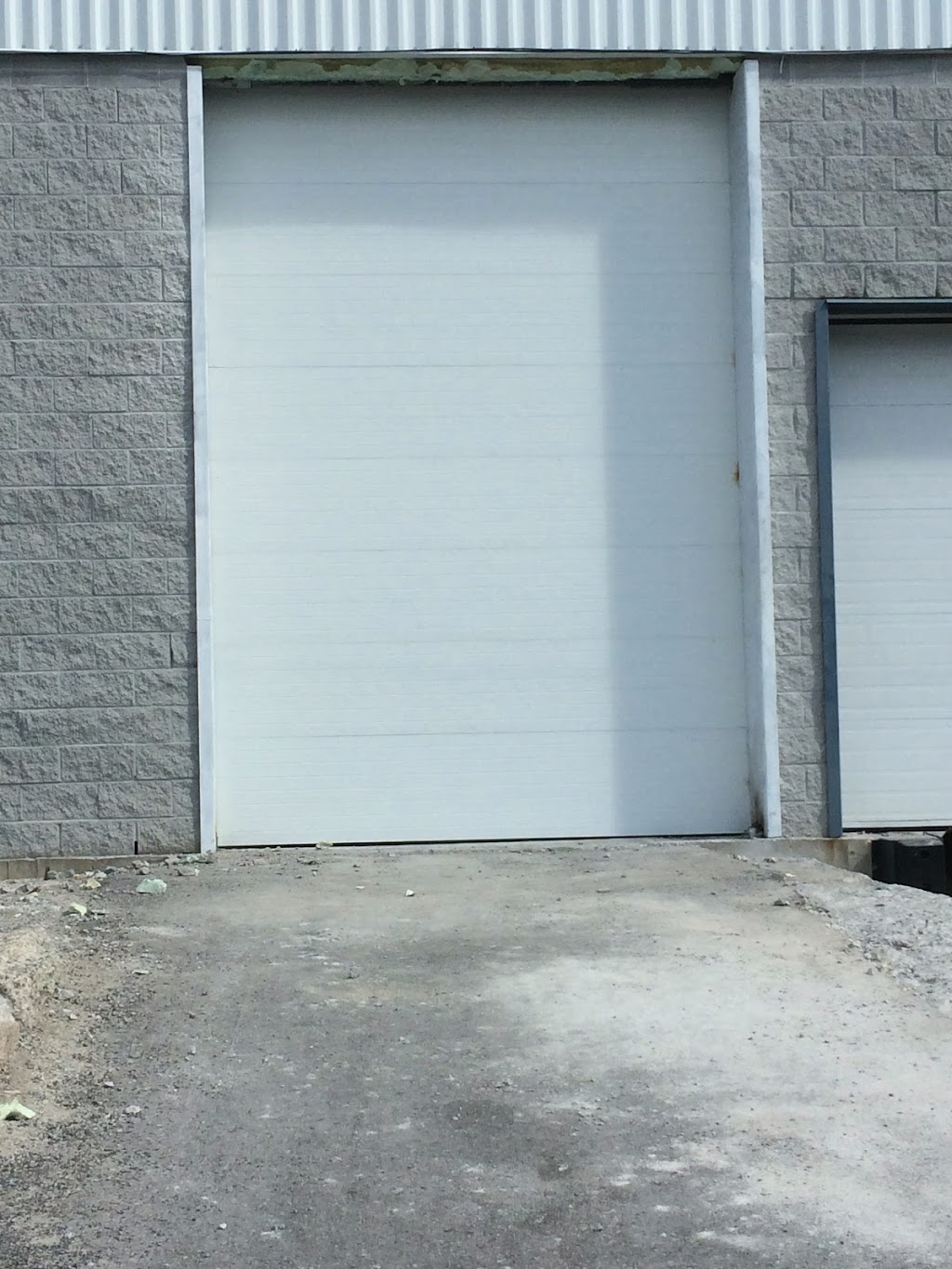 portesmg.com | 975 Av. du Terroir, Terrebonne, QC J6W 6K5, Canada | Phone: (450) 964-1517