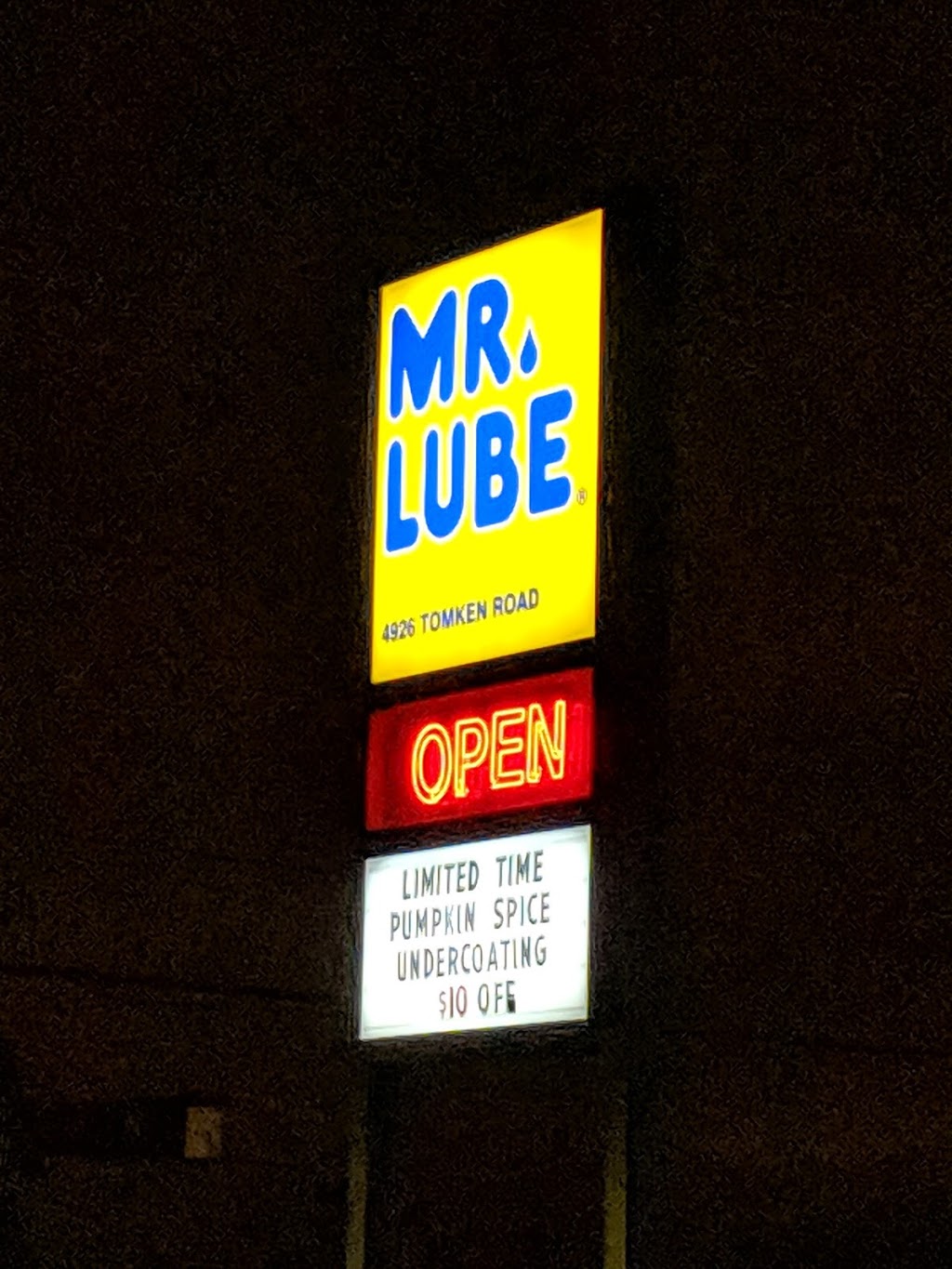 Mr. Lube | 4926 Tomken Rd, Mississauga, ON L4W 1J8, Canada | Phone: (905) 614-1144