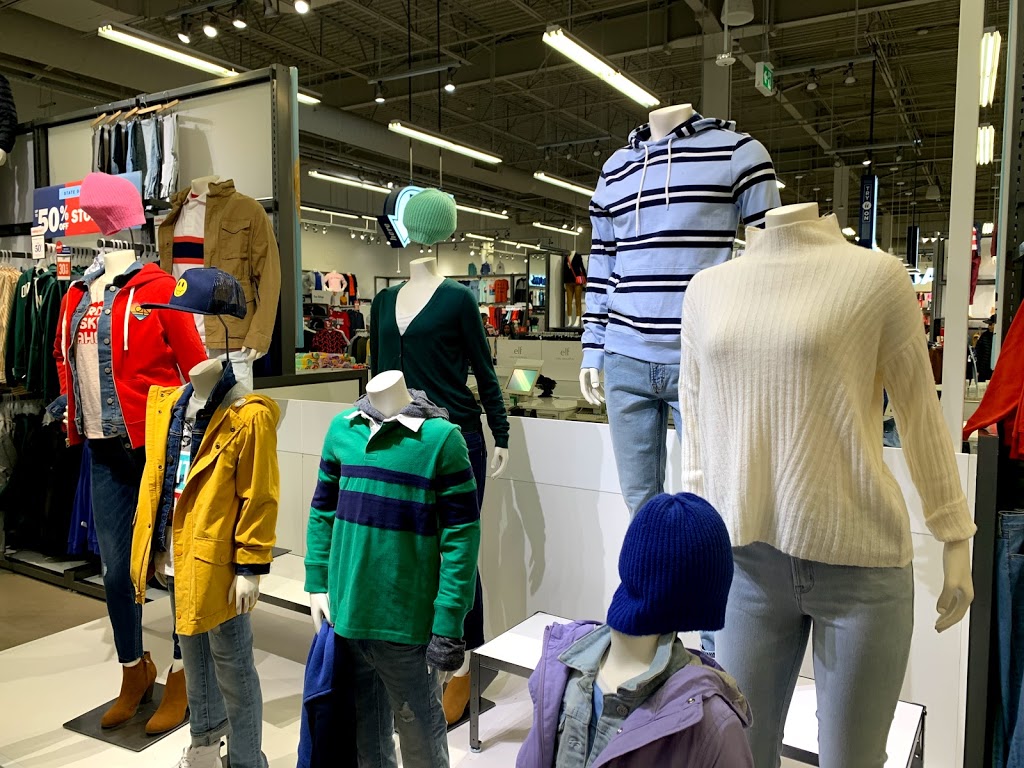 Old Navy Outlet | ANCHOR K, 5000 Canoe Pass Way, Tsawwassen, BC V4M 0B3, Canada | Phone: (604) 948-0413