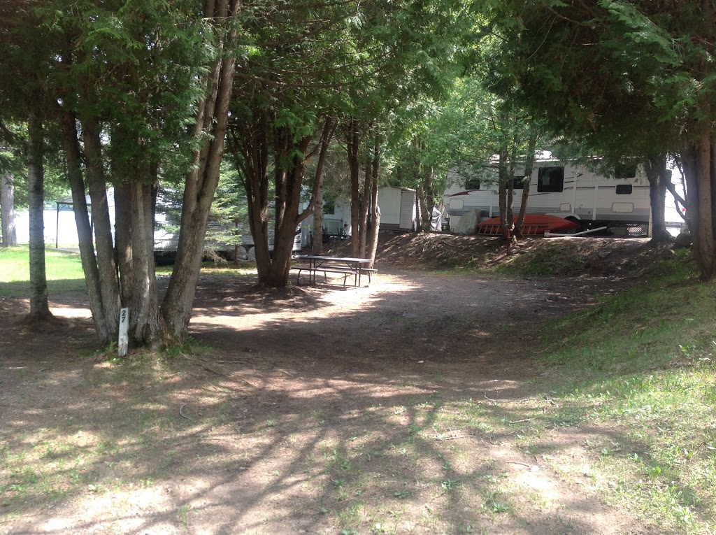 Camping Haut-Des-Côtes | 1490 Chemin du Haut des Côtes, Chénéville, QC J0V 1E0, Canada | Phone: (819) 428-3712