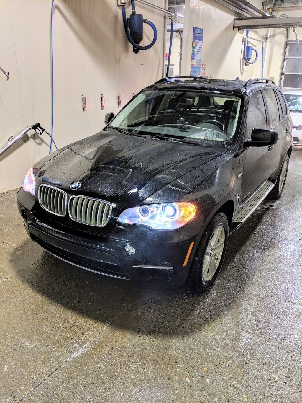 Chaparral Truck, Car & Pet Wash Ltd | 1800 194 Ave SE, Calgary, AB T2X 0R3, Canada | Phone: (403) 254-9900