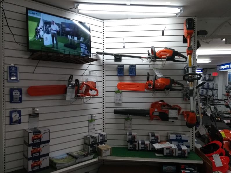 Cross Small Engine Repairs Ltd | 69 Conquerall Rd, Hebbs Cross, NS B4V 0Z6, Canada | Phone: (902) 543-9683