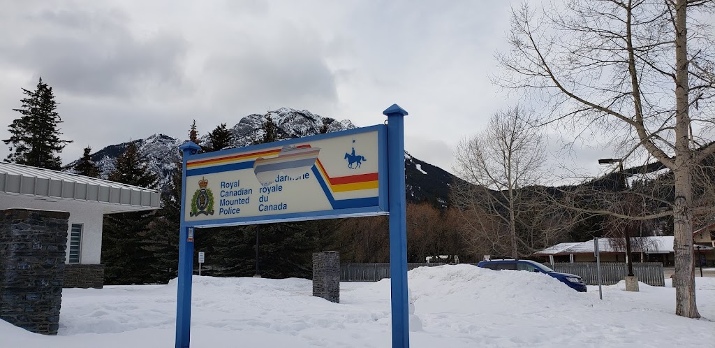 Royal Canadian Mounted Police (RCMP) | 335 Lynx St, Banff, AB T1L 1K3, Canada | Phone: (403) 763-6600