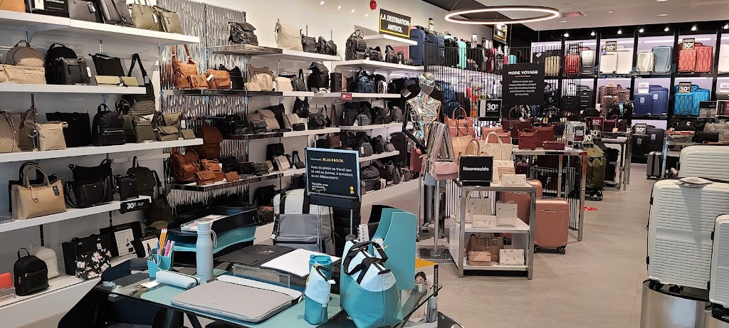 Bentley | 6801 Trans-Canada Hwy Store #2158, Pointe-Claire, QC H9R 5J2, Canada | Phone: (514) 694-8928