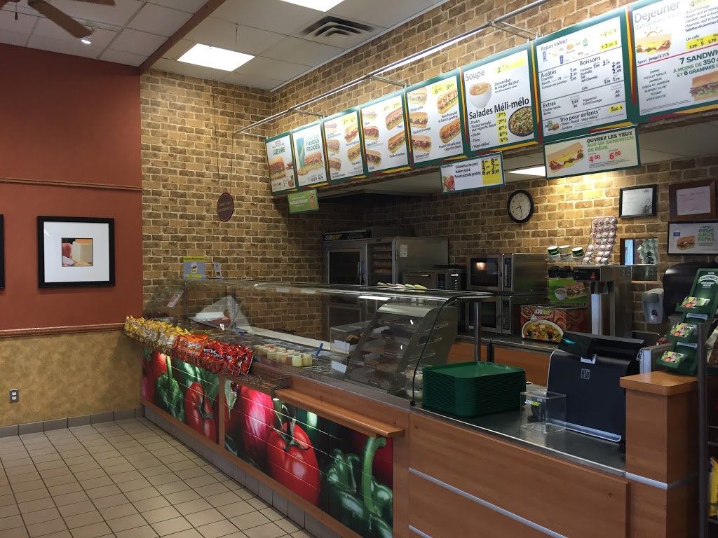 Subway | 113 Rue Principale E, Farnham, QC J2N 1L2, Canada | Phone: (450) 293-0005