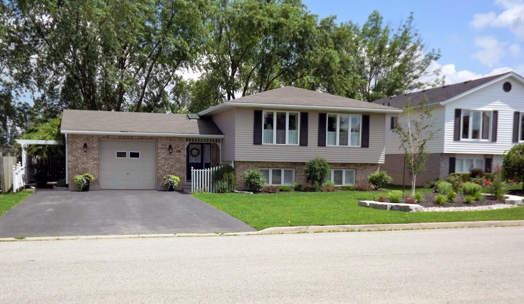 Karens Custom Decorating | 116 Miller Crescent, Palmerston, ON N0G 2P0, Canada | Phone: (519) 343-3340