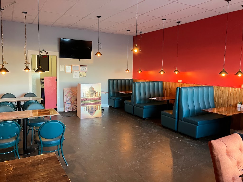 Indian and Western Cuisine | 4815 1 St W, Claresholm, AB T0L 0T0, Canada | Phone: (403) 325-7777