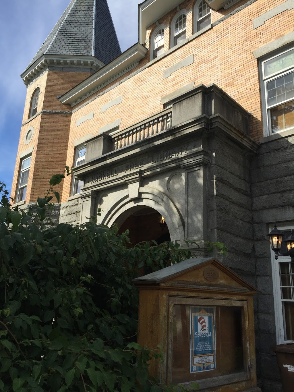 Haskell Free Library and Opera House | 93 Caswell Ave, Derby Line, VT 05830, USA | Phone: (802) 873-3022