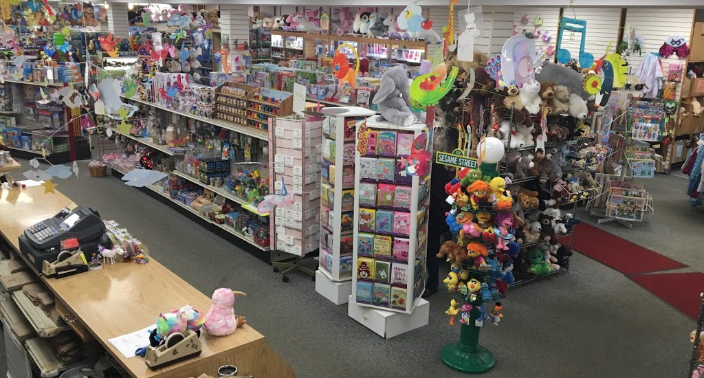 Claytons Toys | 5225 Main St, Williamsville, NY 14221, USA | Phone: (716) 633-1966