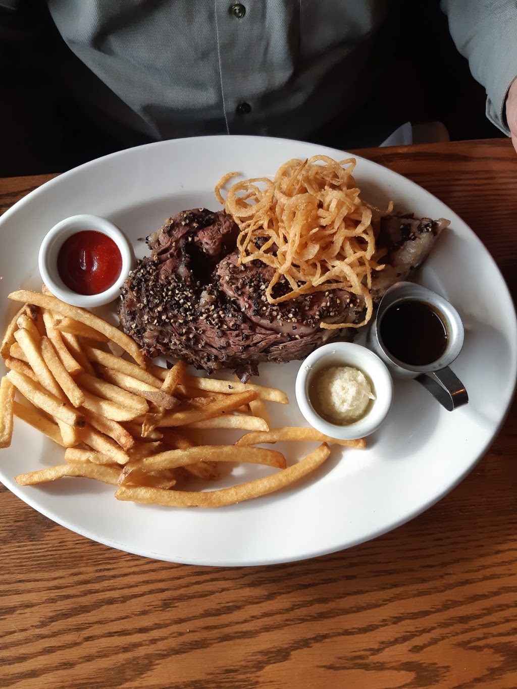 The Keg | 49 Clair Rd E, Guelph, ON N1L 0J3, Canada | Phone: (519) 829-1234