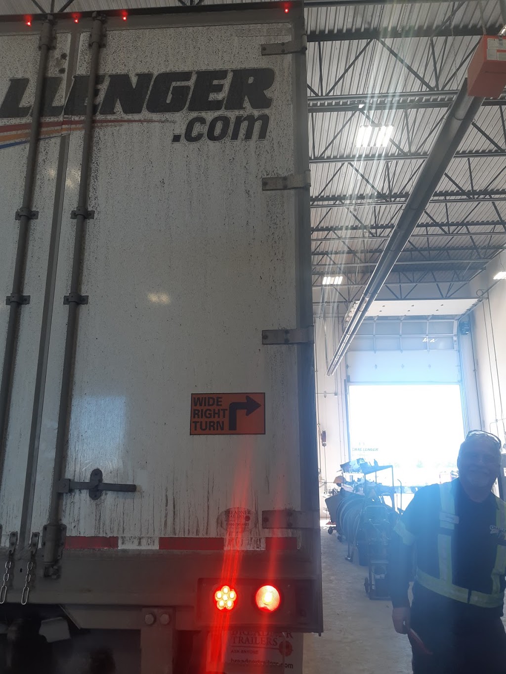 Challenger Motor Freight | 1938 Foy St, Abbotsford, BC V2T 6B1, Canada | Phone: (800) 434-2808