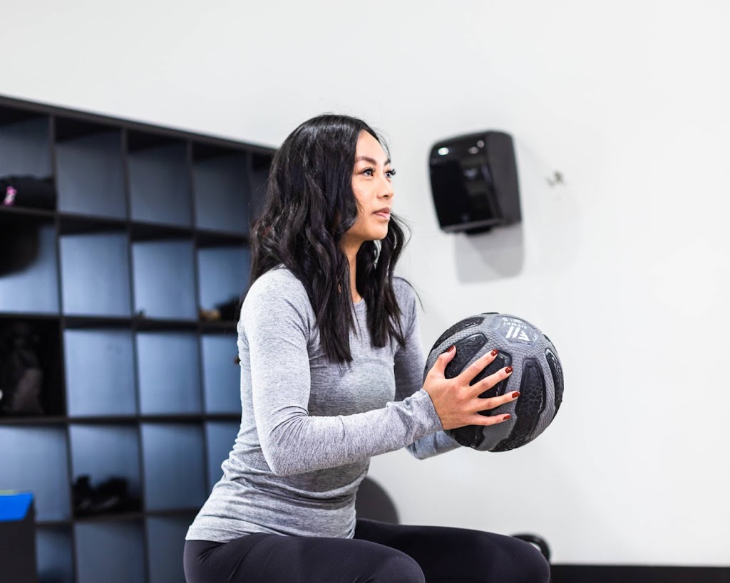 Kin Lab Active Rehab Burnaby at Playground Fitness | #123 5549 (B, Kingsway, Burnaby, BC V5H 2G3, Canada | Phone: (604) 260-1522