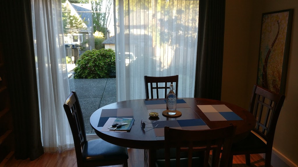 Bay View House | 4123 W 10th Ave, Vancouver, BC V6R 2H2, Canada | Phone: (604) 353-3939