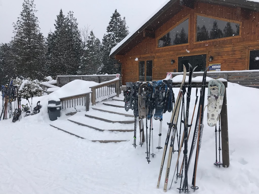 Ski de fond et raquette Estérel (Hors Limite) | Av. dAnvers, Estérel, QC J0T 1E0, Canada | Phone: (450) 822-8687