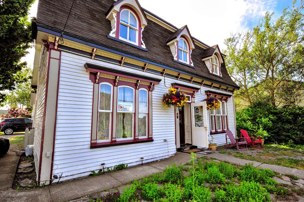Rosedale Manor Bed and Breakfast Inn | 40 Orcan Dr, Placentia, NL A0B 2Y0, Canada | Phone: (877) 999-3613