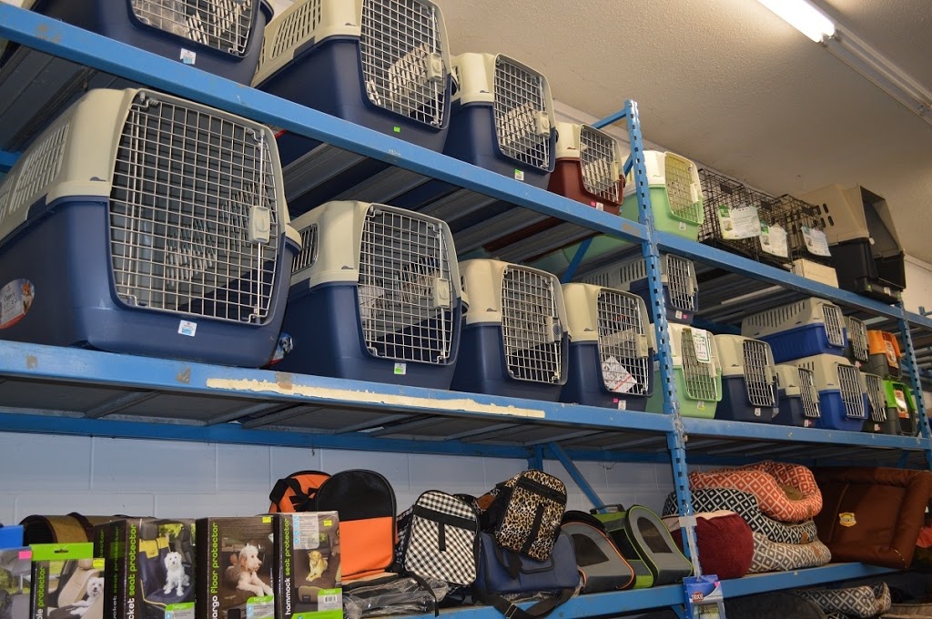 Shar-Kare Feeds & Pet Supplies | 1200 Franklins Gull Rd, Parksville, BC V9P 1R2, Canada | Phone: (250) 248-1261