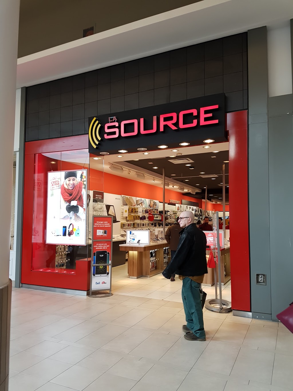 La Source | 3035 Boulevard le Carrefour Unit # M019, Laval, QC H7T 1C8, Canada | Phone: (450) 688-9024