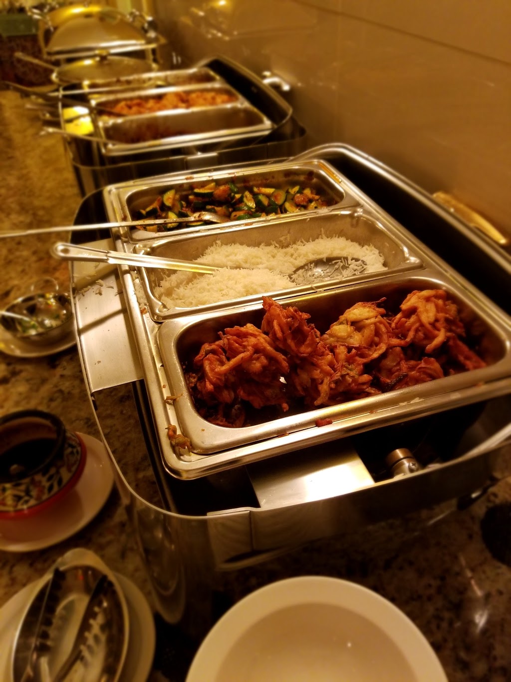 Restaurant Shalimar | 263 Rue Queen, Sherbrooke, QC J1M 1K8, Canada | Phone: (819) 823-9683