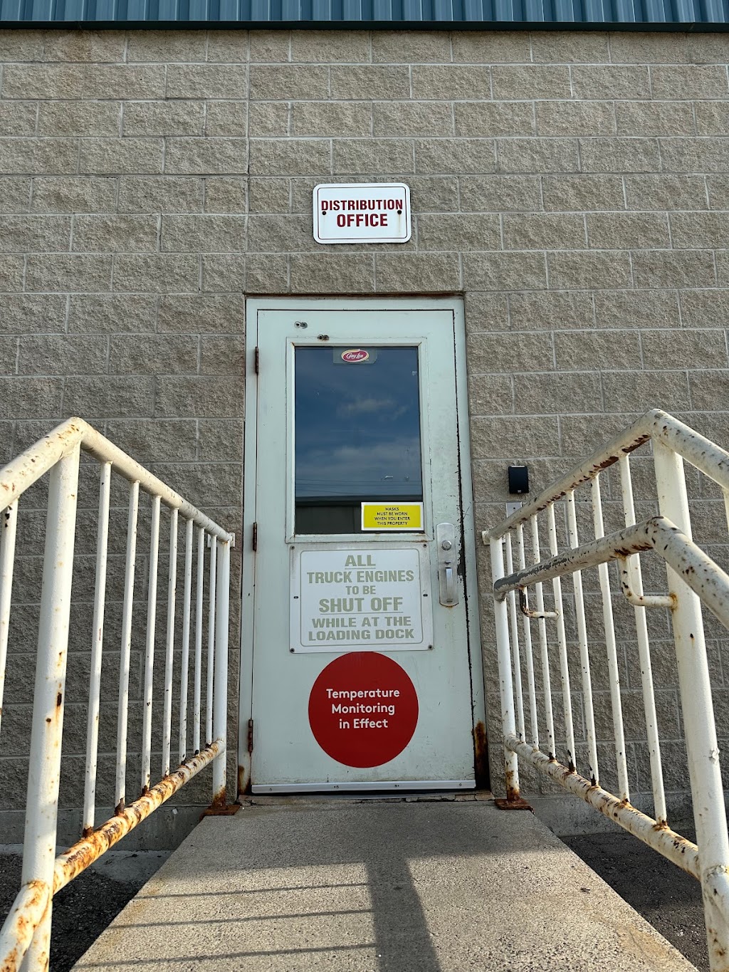 Gay Lea Foods Co-Operative Ltd | 100 Clayson Rd, North York, ON M9M 2G7, Canada | Phone: (800) 268-0504