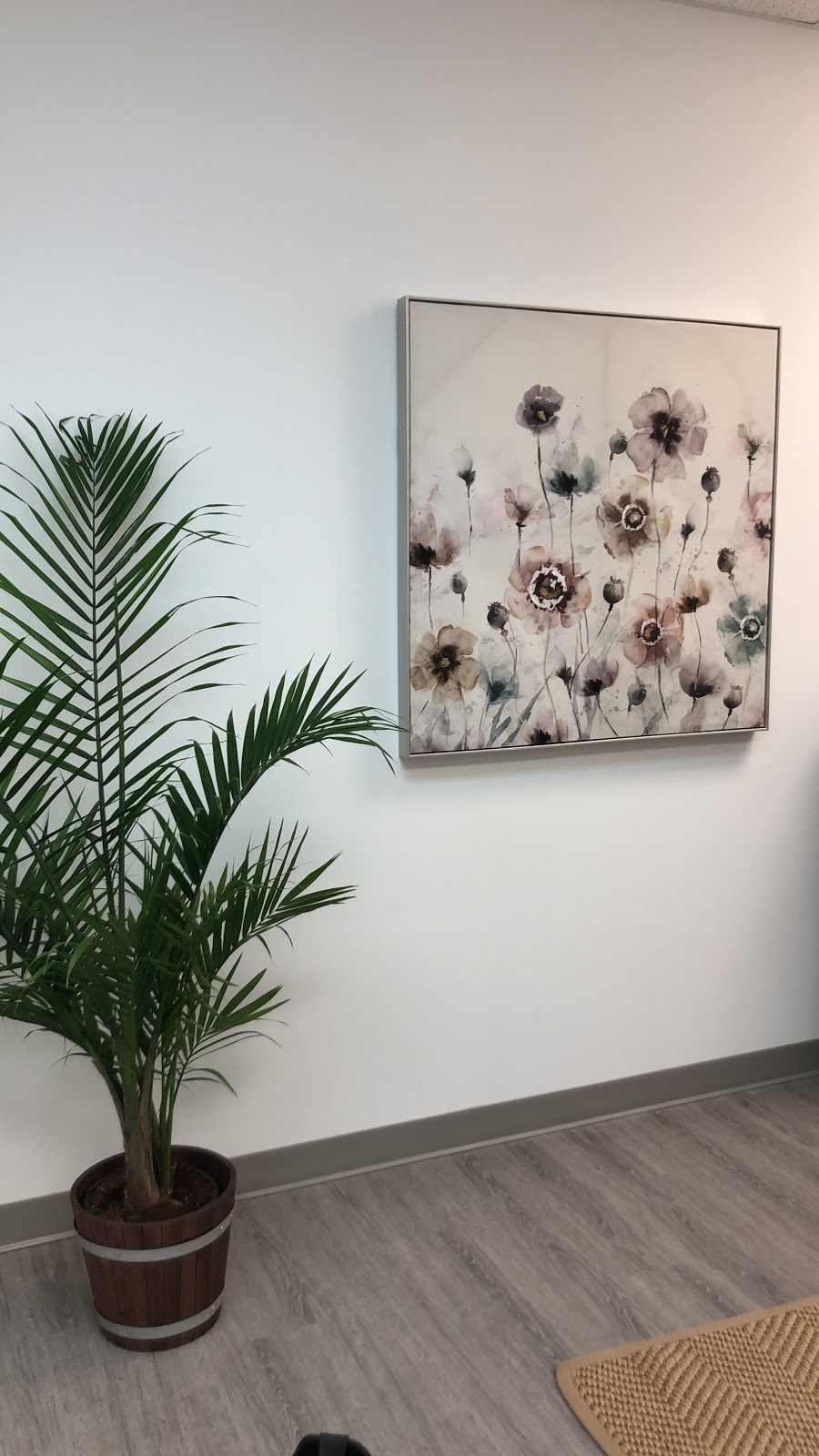 Savannah Massage Therapy and Wellness Clinic | 148 Manitou Dr #203, Kitchener, ON N2C 1L3, Canada | Phone: (519) 748-5111
