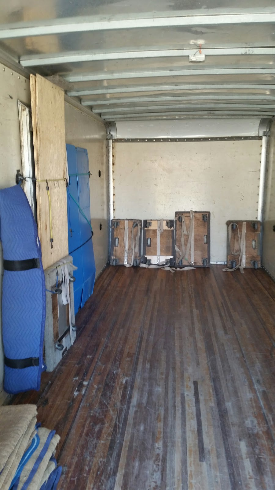 Alpha Moving & Delivery | 3 Wakelin Terrace, St. Catharines, ON L2M 4K2, Canada | Phone: (905) 935-6161