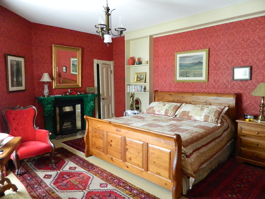 Beaver Hall B&B | 75 King St W, Gananoque, ON K7G 2G2, Canada | Phone: (613) 382-4590