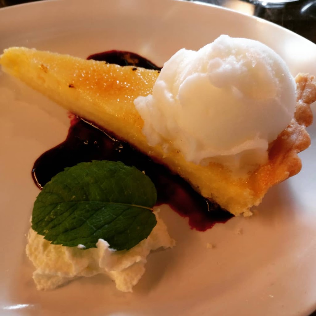 Seahorse Grill | 12147 Sullivan St, Surrey, BC V4A 3B4, Canada | Phone: (604) 542-6211